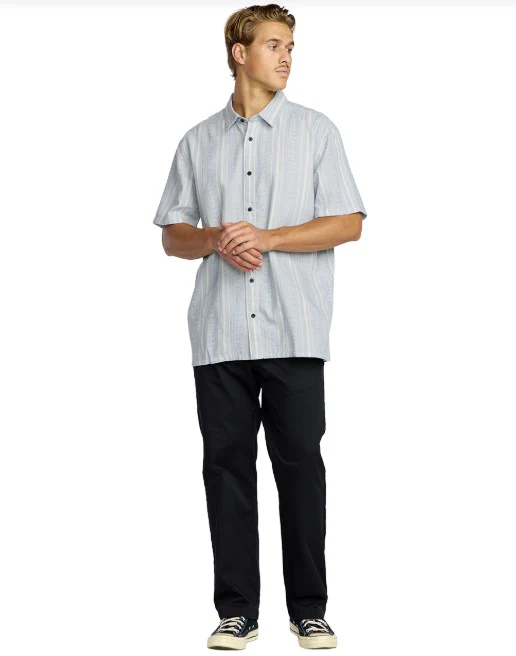 Billabong Mens Woven Sunshines Garage - Image 4