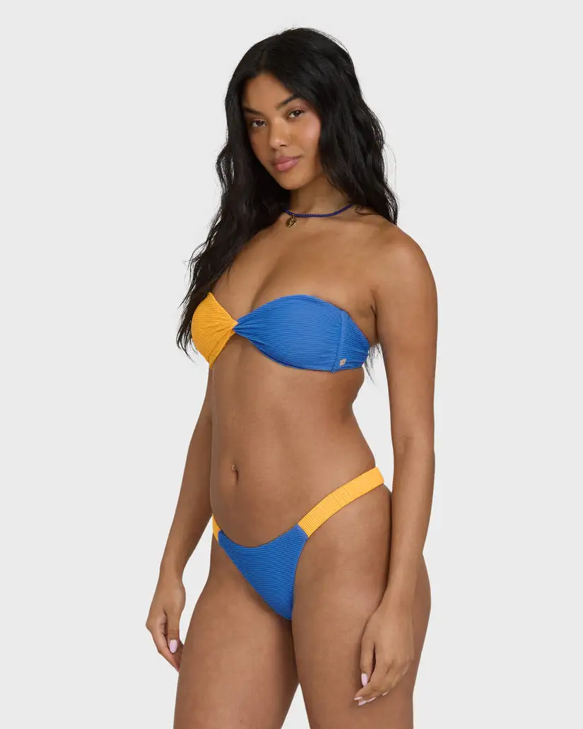 Billabong Womens Bikini Top Tanlines Twist Bandeau - Image 6