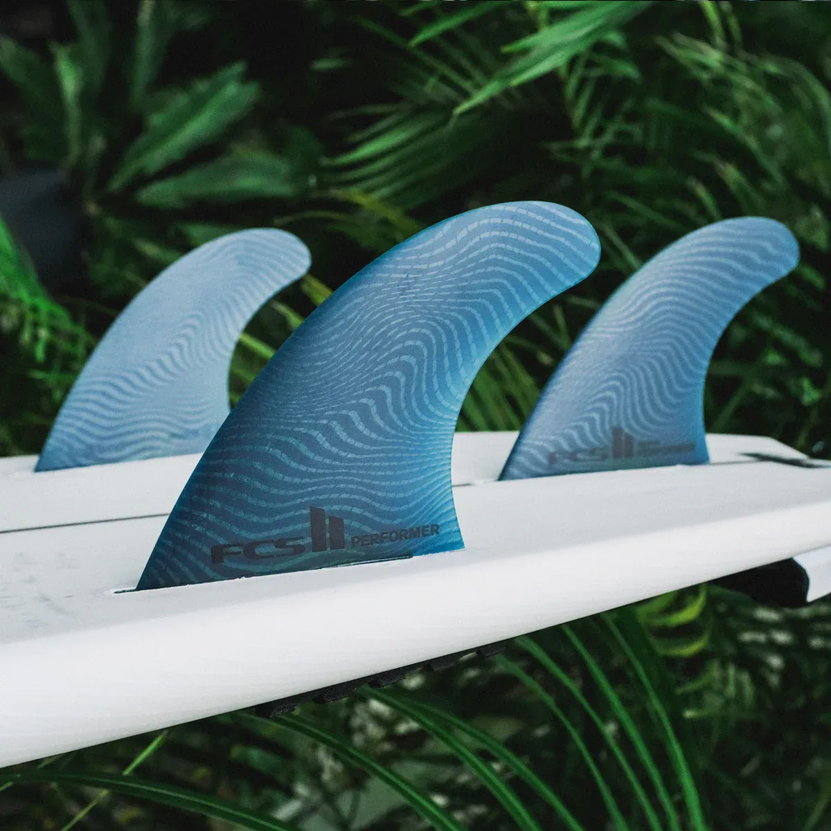 FCS Surfboard Fins FCS II Performer Neo Glass Eco Tri Fins - Image 4