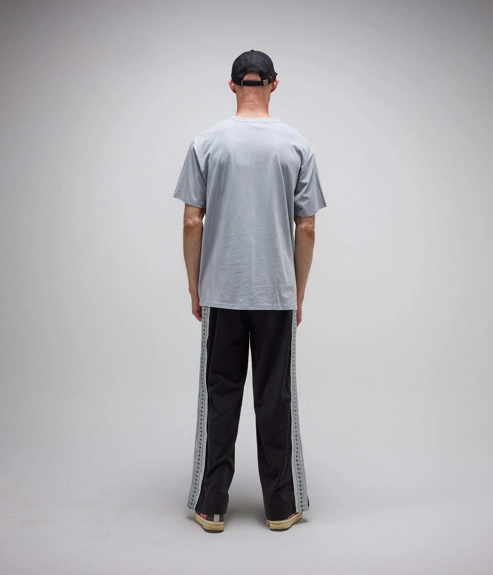 Former Mens Shirt Establish - Image 3