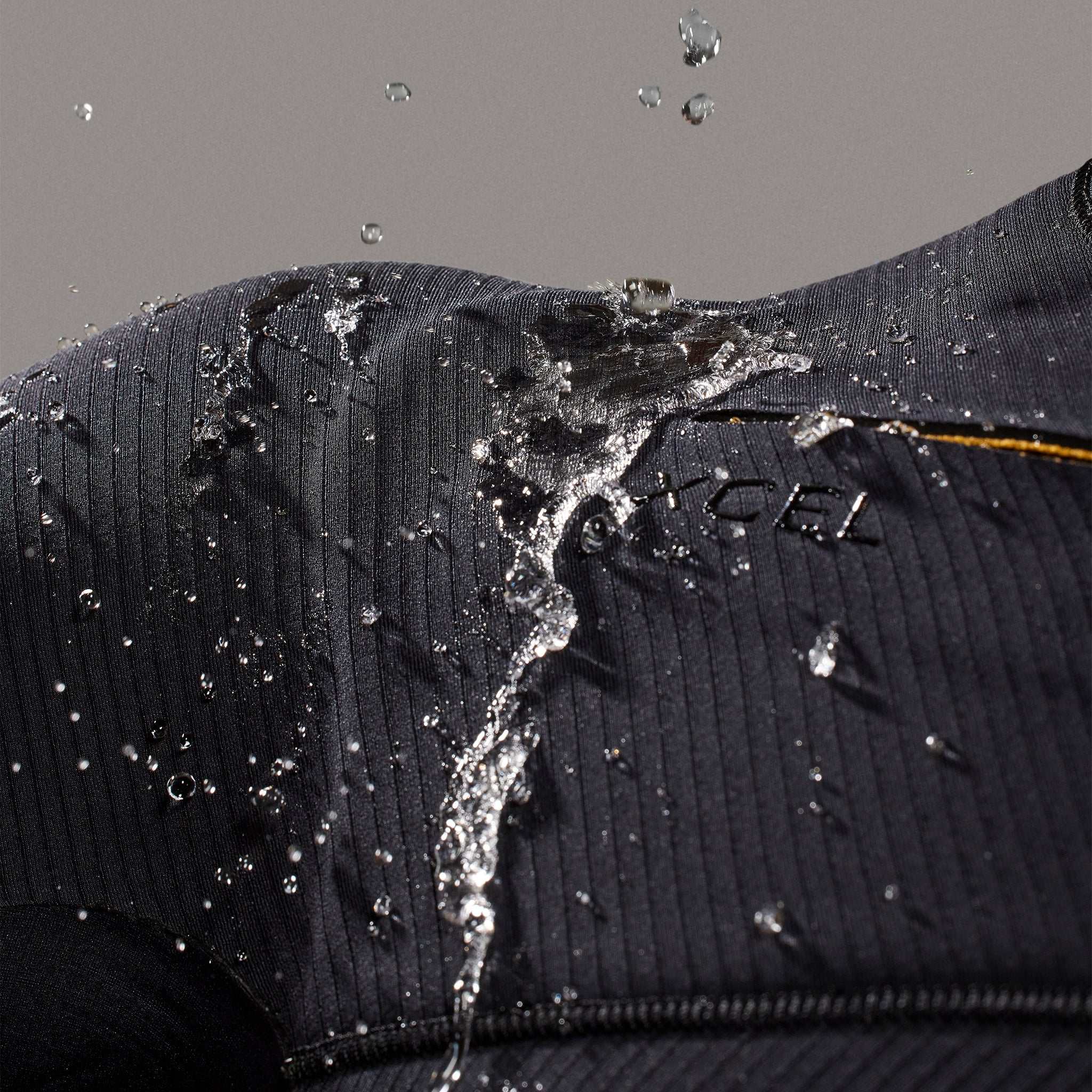 Xcel Men's Drylock Hooded Full Wetsuit 5/4mm DS - Image 3