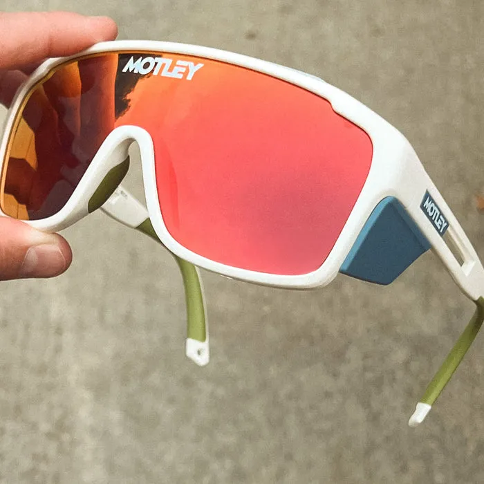 MOTLEY Sunglasses Slider - Image 3