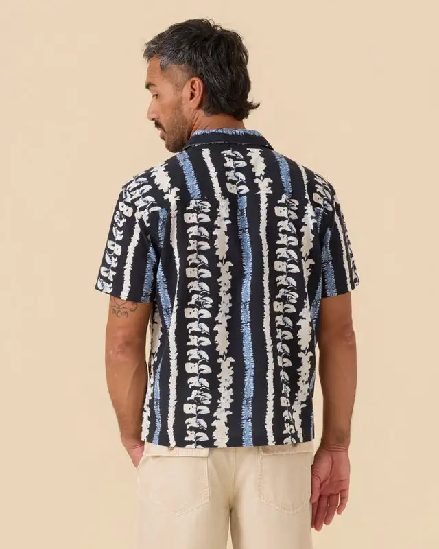 Outerknown Mens Woven The BBQ - Image 3