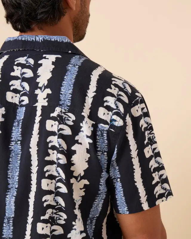 Outerknown Mens Woven The BBQ - Image 7