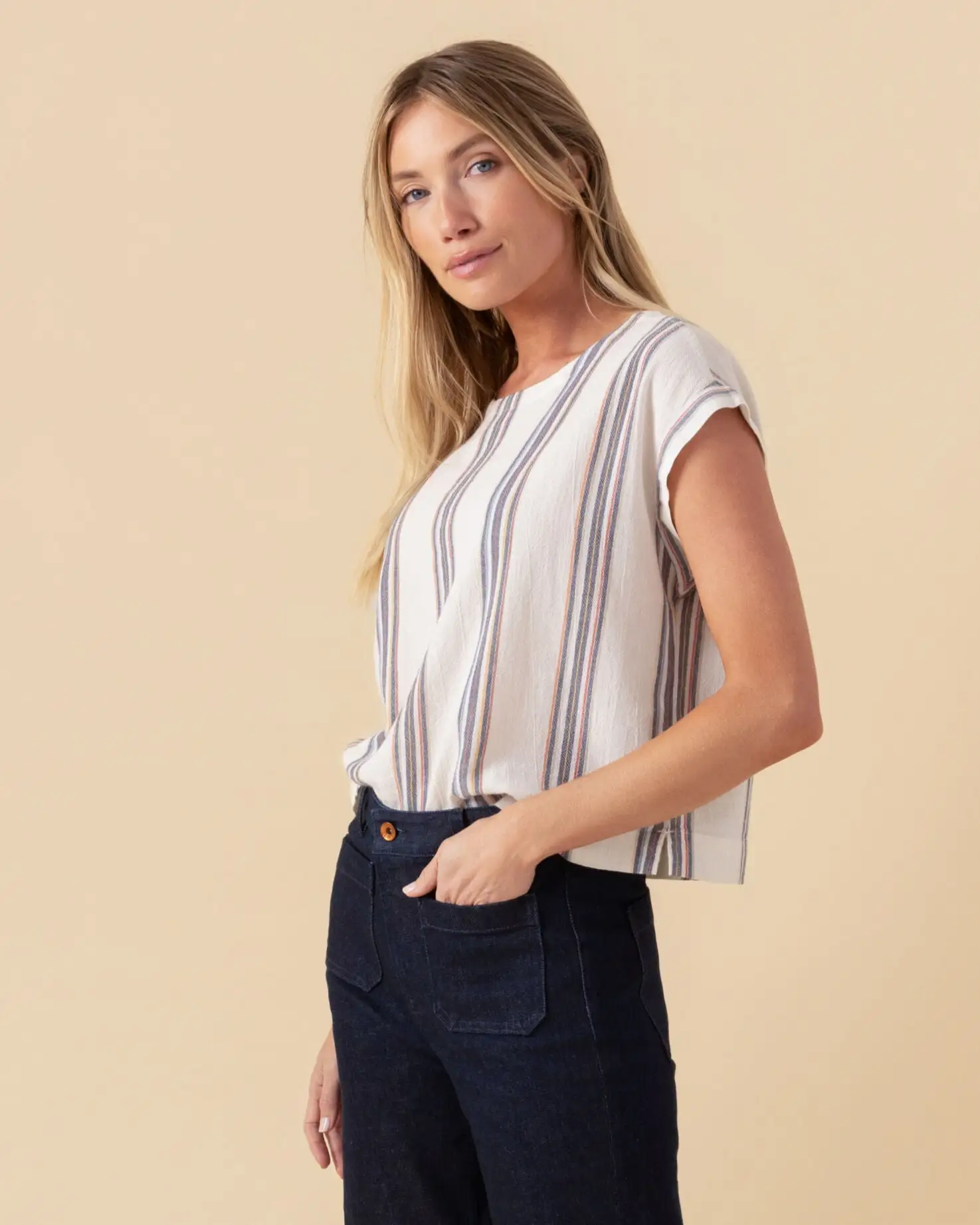 Outerknown Womens Shirt Windswept Gauze Tee - Image 2