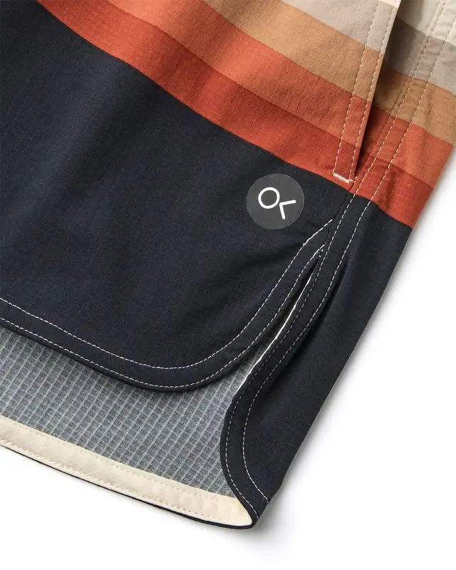 Outerknown Womens Shorts Zuma Volley - Image 22