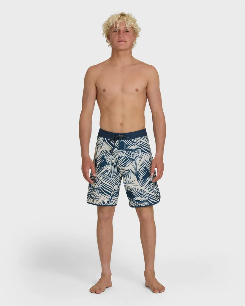 Quiksilver Mens Boardshorts Aruba Palm Scallop 19" - Image 3