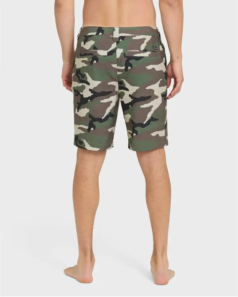Quiksilver Mens Shorts Union Print Amphibian 20" Hybrid - Image 17