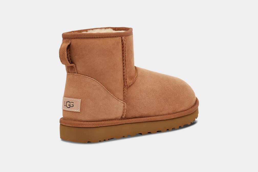 UGG Womens Boots Classic Mini II - Image 4