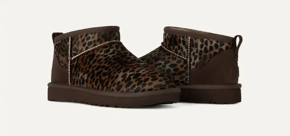 UGG® Womens Boots Classic Ultra Mini Caspian - Image 3