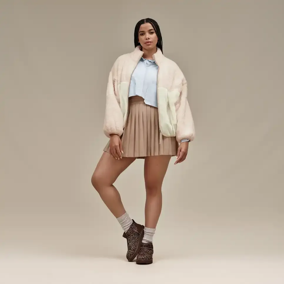 UGG® Womens Boots Classic Ultra Mini Caspian - Image 6