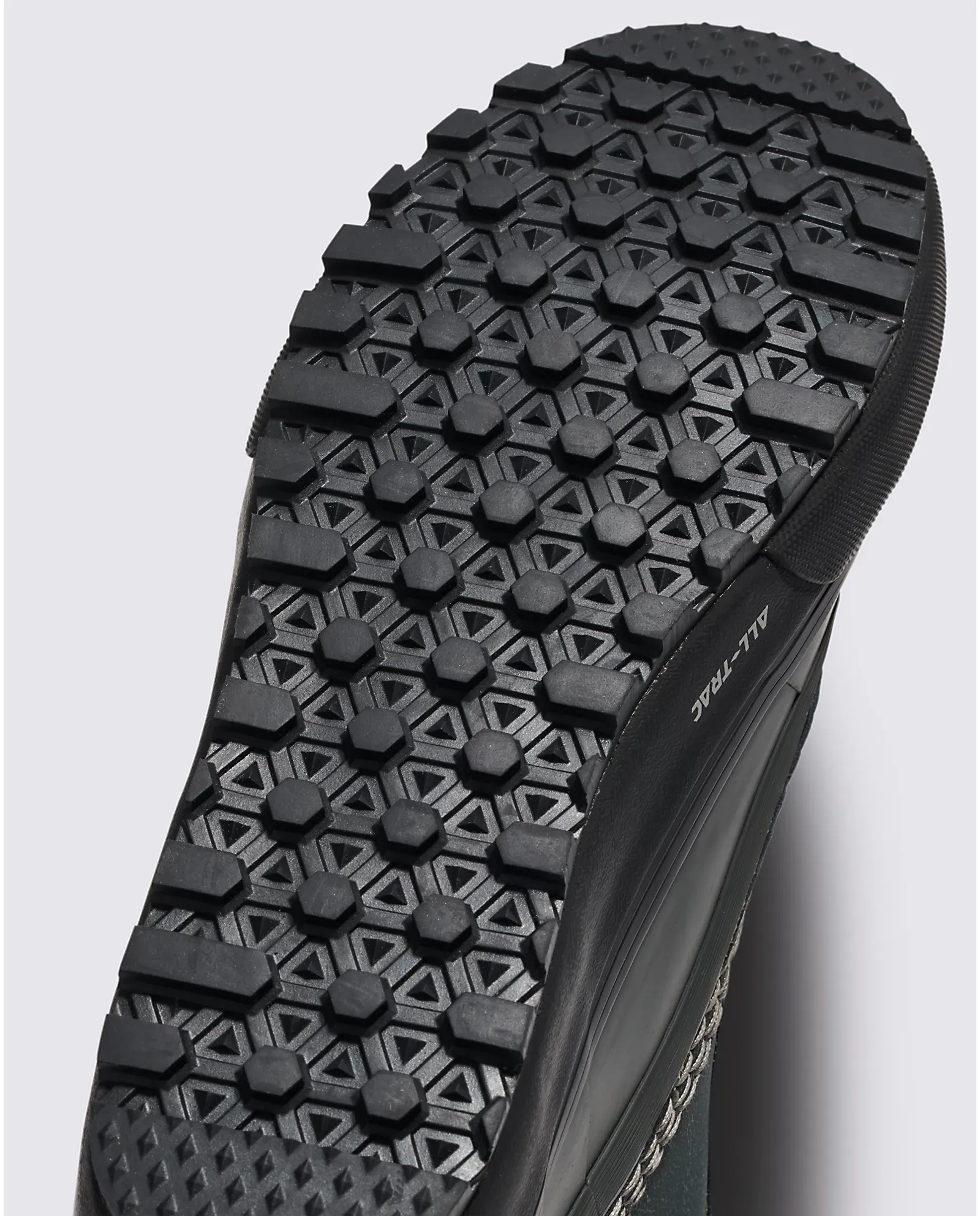 Vans Snow Boots MTE Standard Mid Waterproof - Image 5