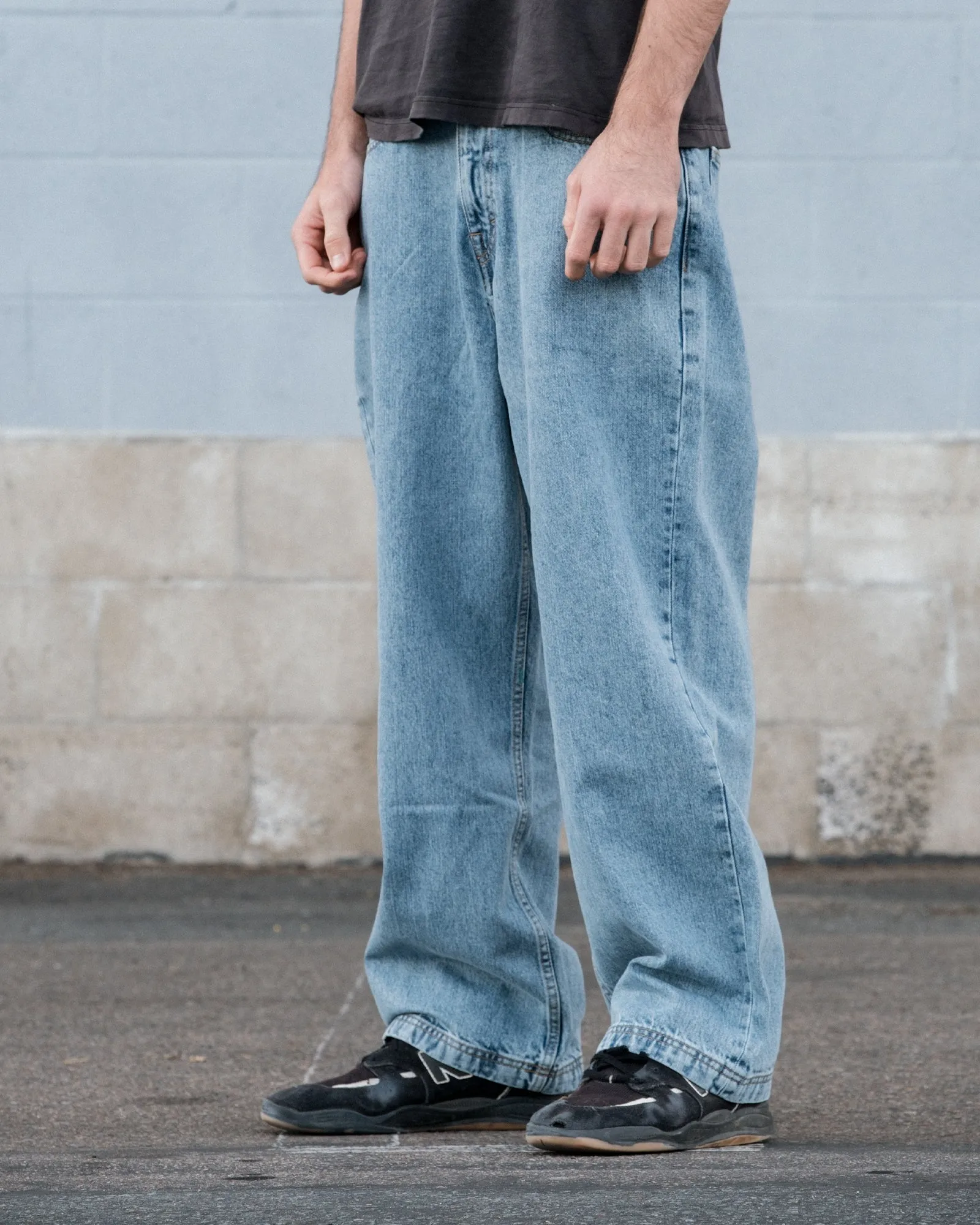Vissla Mens Pants Big Timer Baggy 5 Pocket Jean - Image 2