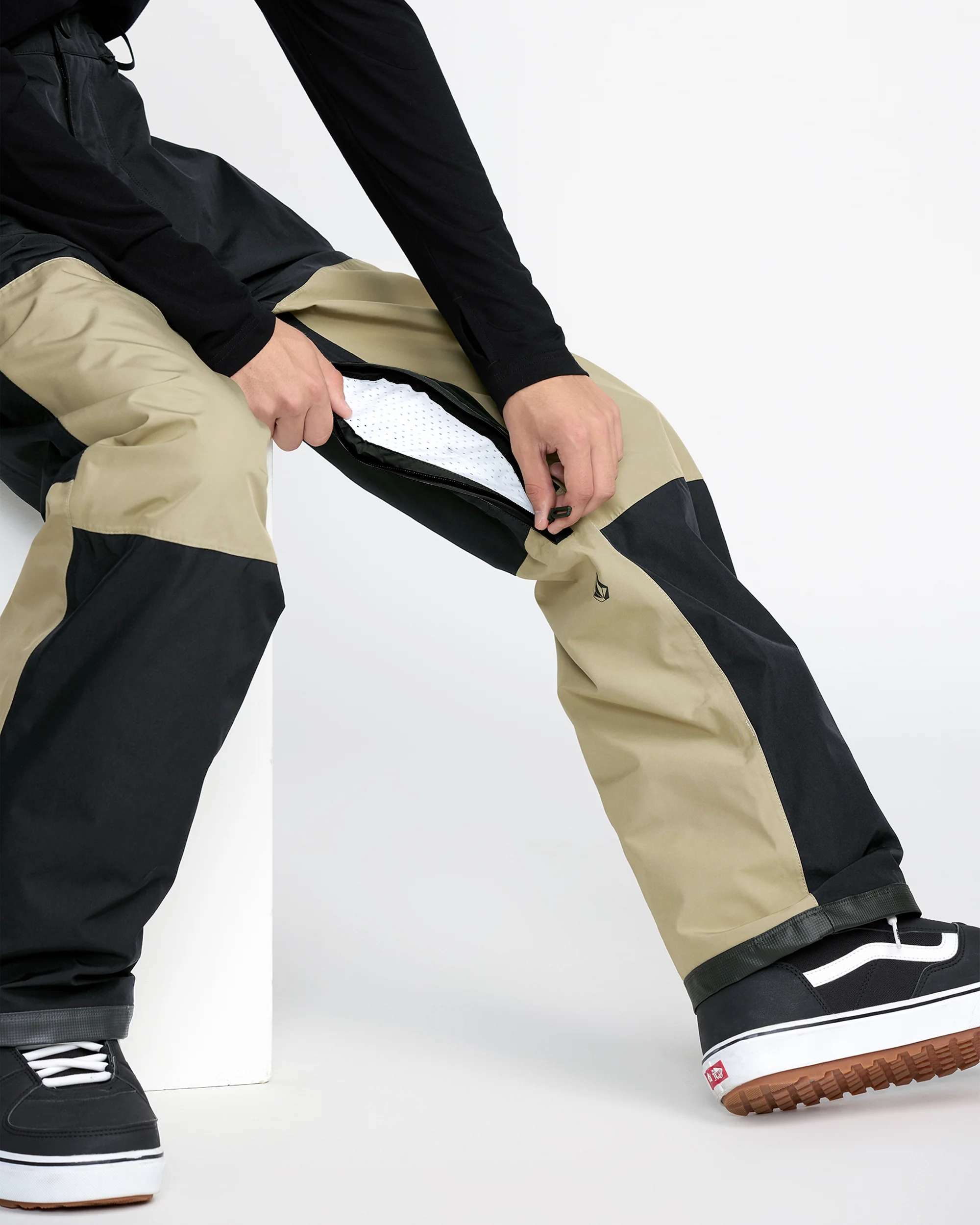 Volcom Mens Snow Pants Dua Gore-Tex Shell - Image 8