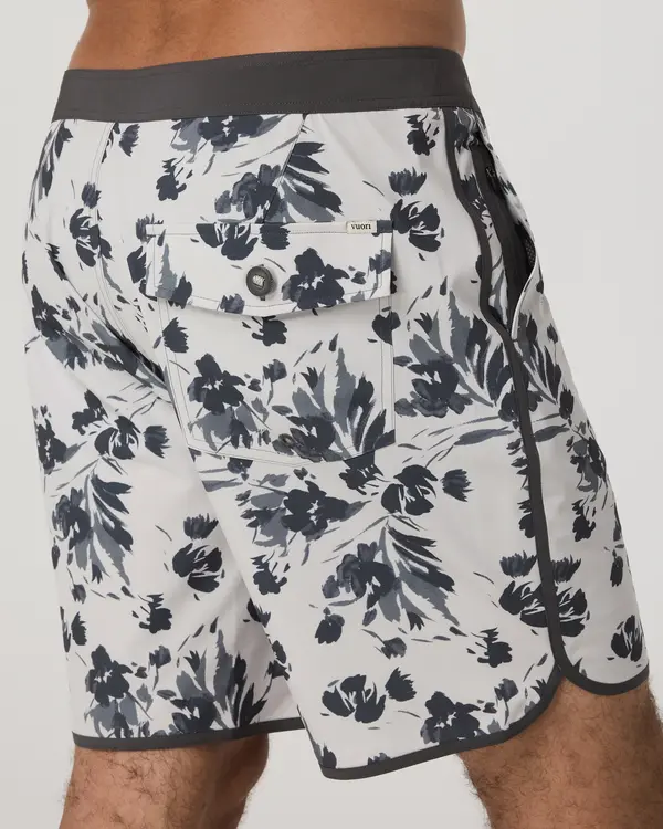Vuori Mens Boardshorts Cruise 7" - Image 22