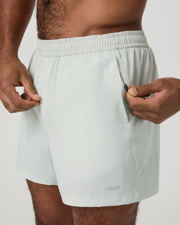 Vuori Mens Shorts Kore Breathe Short Lined 7" - Image 3