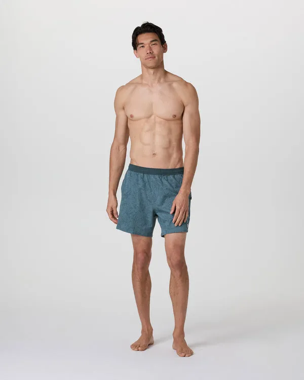 Vuori Mens Shorts Maverick Volley - Image 5