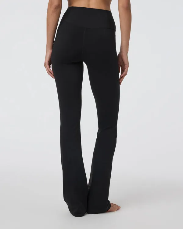 Vuori Womens Pants AllTheFeels Slim Flare - Image 2