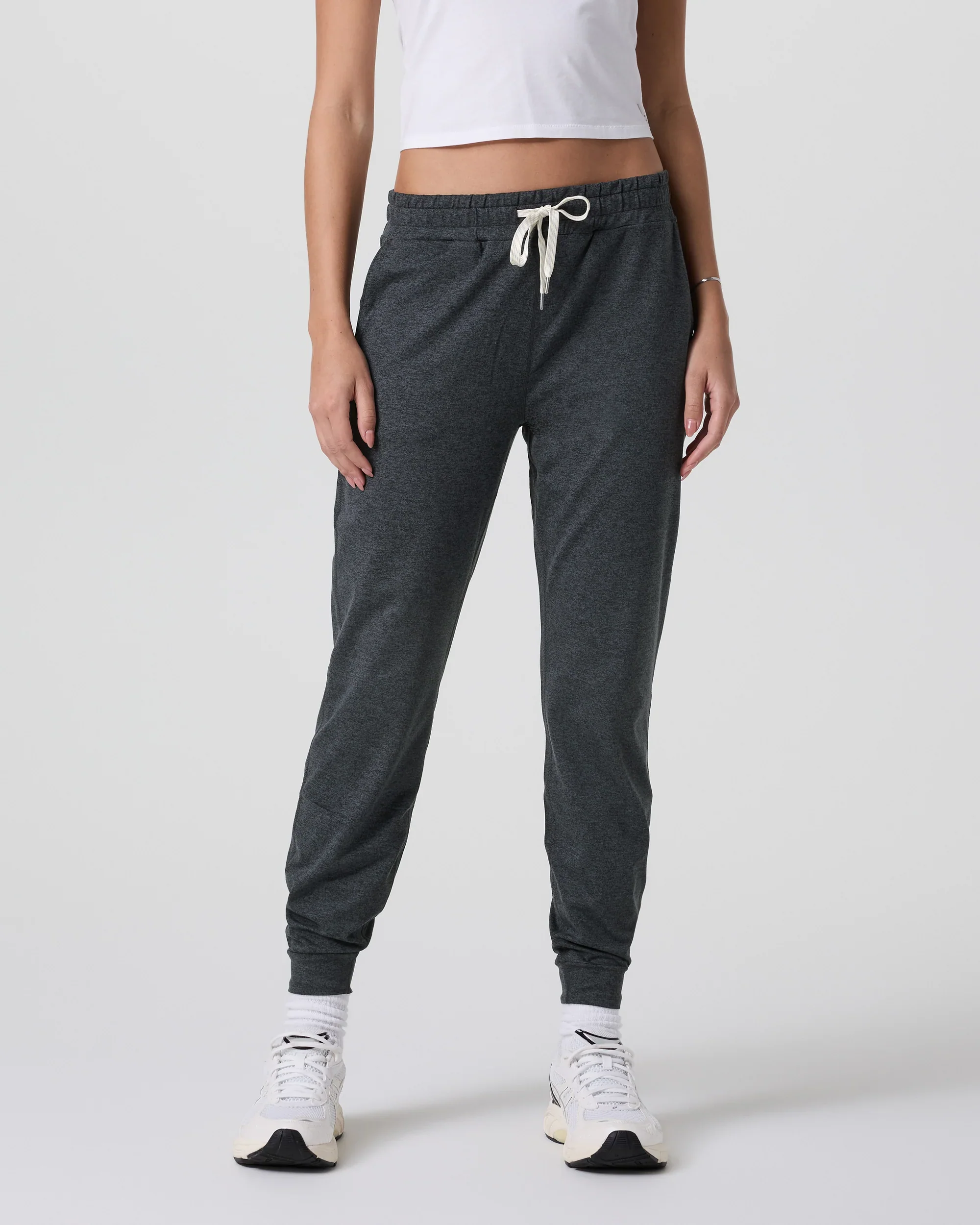 Vuori Womens Pants Performance Jogger - Image 7