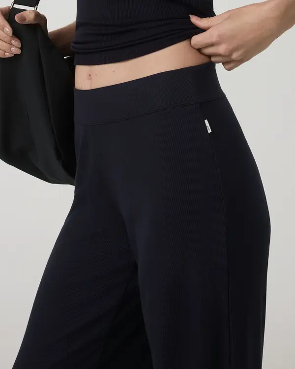 Vuori Womens Pants Pose Wideleg - Image 5