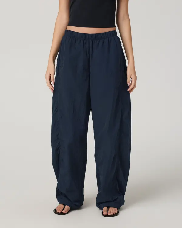 Vuori Womens Pants Retrograde Track Pant