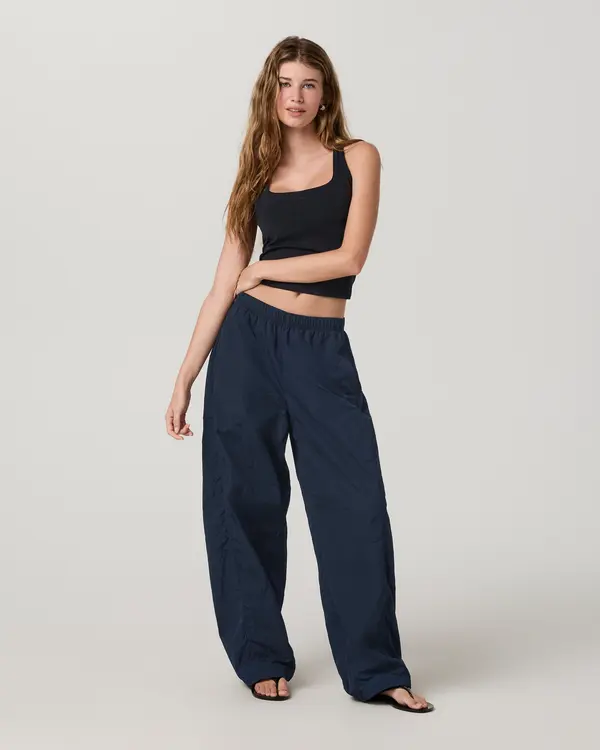Vuori Womens Pants Retrograde Track Pant - Image 3