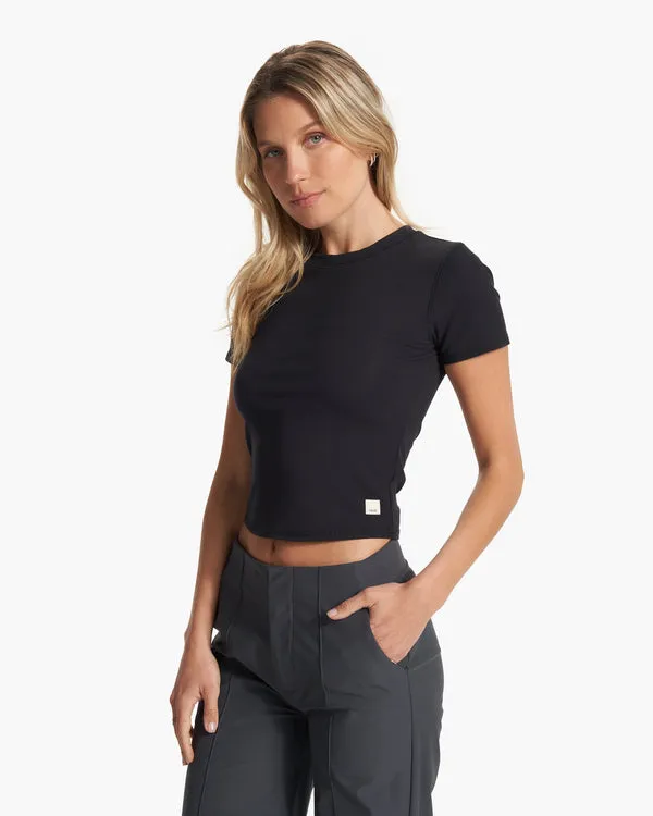 Vuori Womens Shirt Pose Fitted Tee - Image 6