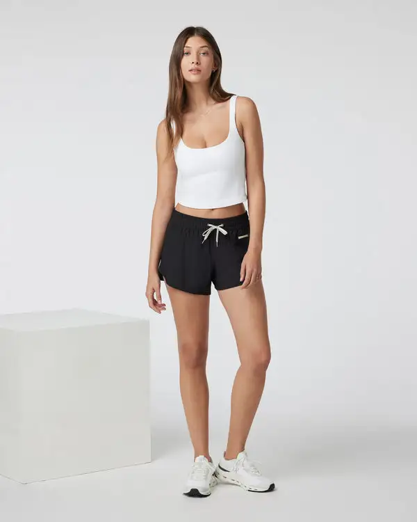 Vuori Womens Shorts Clementine 2.0 Short 4" - Image 14