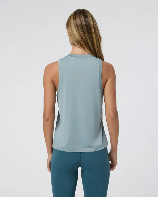 Vuori Womens Tank Top Energy Top Long - Image 6
