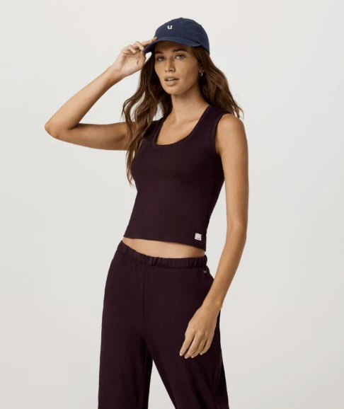 Vuori Womens Tank Top Halo Essential Scoop Tank - Image 11