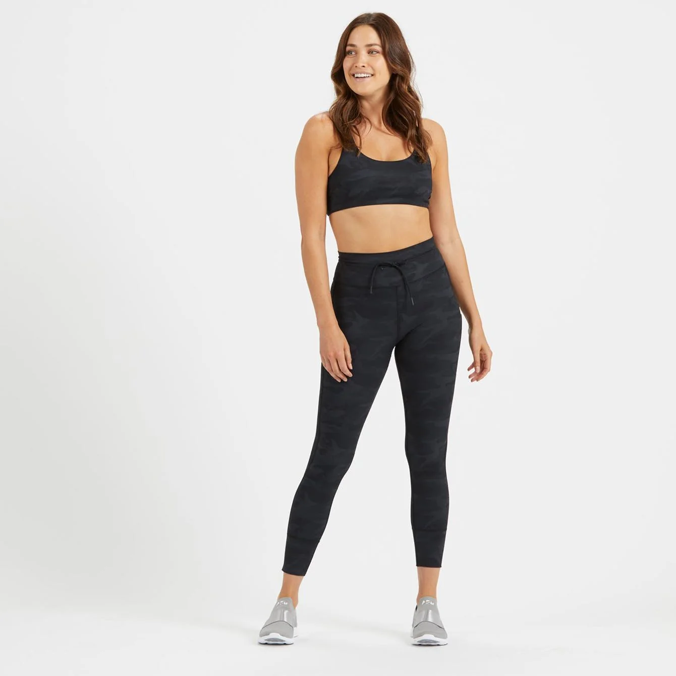 Vuori Womens Tank Top Yosemite Bra - Image 3
