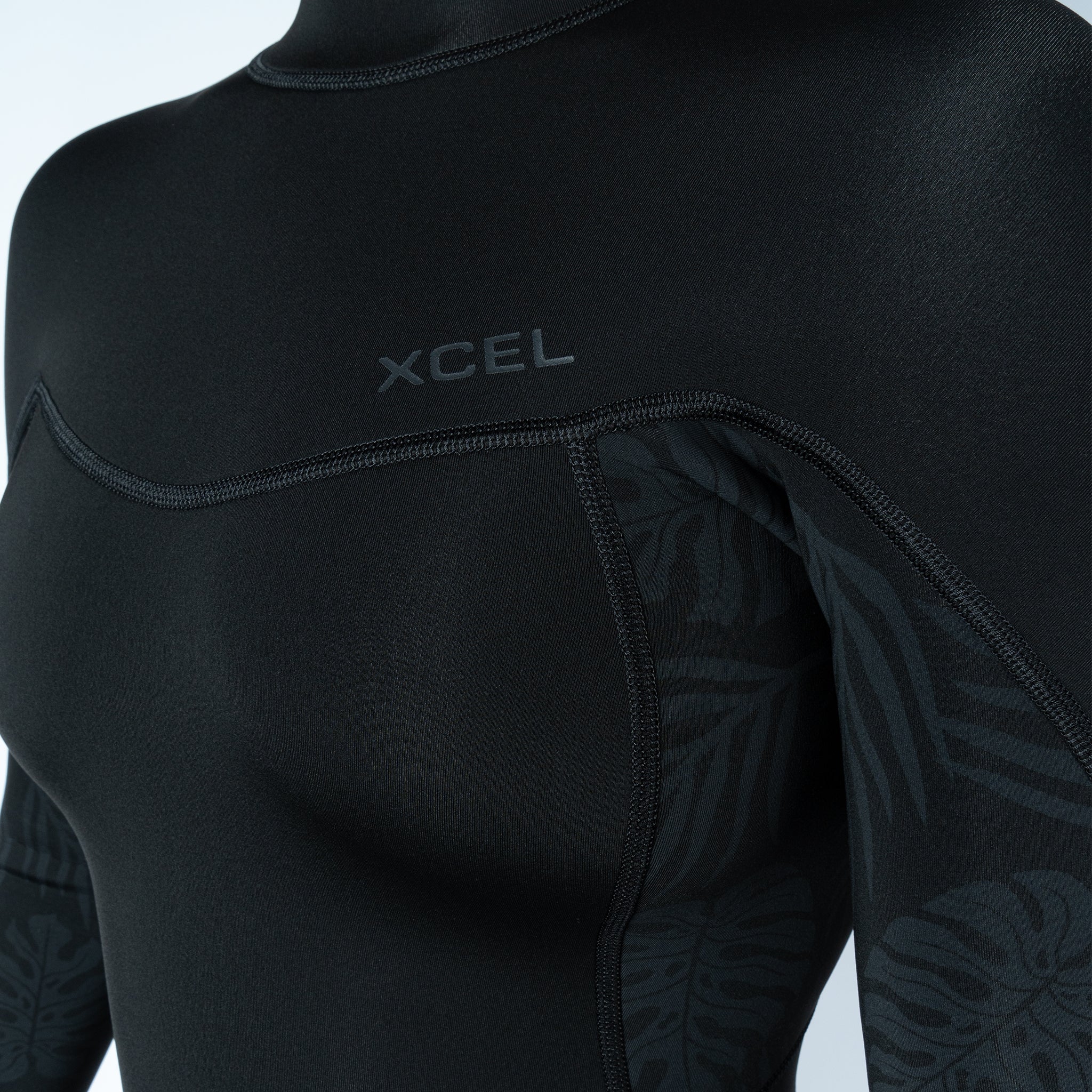 Xcel Women's Axis Short Sleeve Springsuit 2mm DS - Image 3